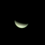 Vénus surprise le 17 avril 2004 par l’astronome amateur Ron Wayman de Tampa, en Californie. Il utilise un télescope de 200 mm d’ouverture.