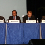 De gauche à droite : Mark Albrecht (International Launch Services), Jorge Alberto Irigoin (Nahuelsat), Jean-Yves Le Gall (Arianespace) et Jim Maser (Sea Launch).
