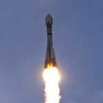 Le lanceur Starsem Soyuz-Fregat s'élève majestueusement dans le ciel de Baîkonour, portant à son sommet la sonde Vénus Express