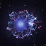 Qu'est-ce qui a créé le halo inhabituel autour de la nébuleuse de  l'OEil de Chat, alias NGC 6543 ? Personne n'en est vraiment sûr. 