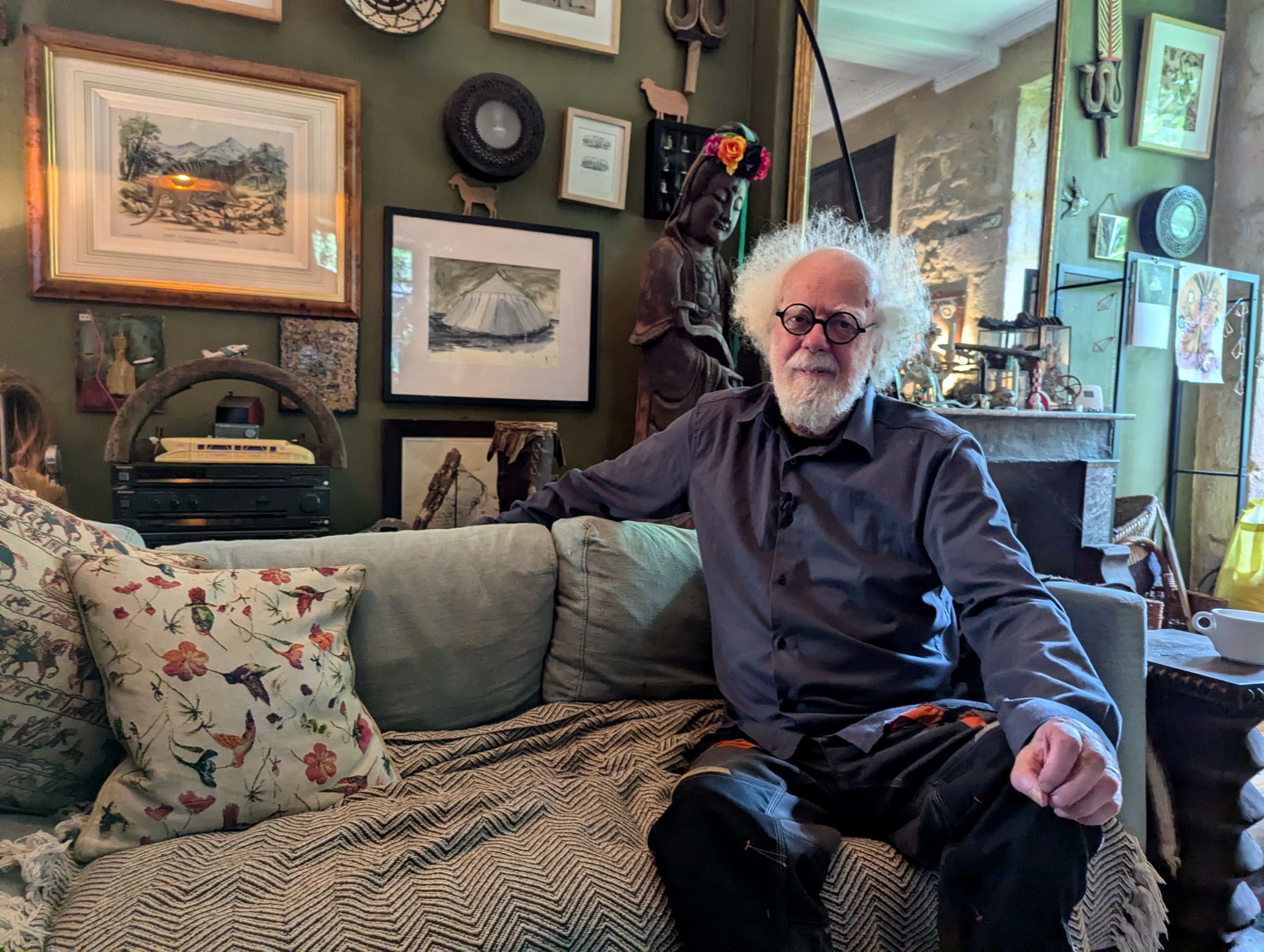 Simon Holland at home