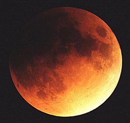 Le québecois Dominic Cantin réalisa cette image lors de l\'éclipse de Lune du 20 janvier 2000