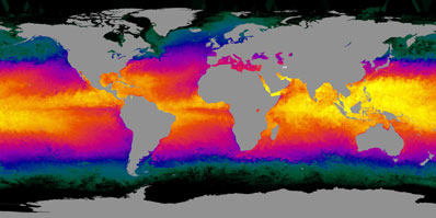 Carte des températures océaniques de surface sur la période du 2 au 9 juin 2001 dressée grâce aux données recueillies par Modis. Les eaux froides sont en noir et vert bouteille, les plus chaudes en jaune et blanc






