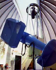 Le « Grand télescope de Melbourne » construit en 1868, ici photographié peu après sa restauration en 1990. Renaîtra-t-il des ses cendres ?