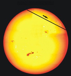 Trajectoire de Mercure  lors de son transit devant le Soleil le 7 mai 2003