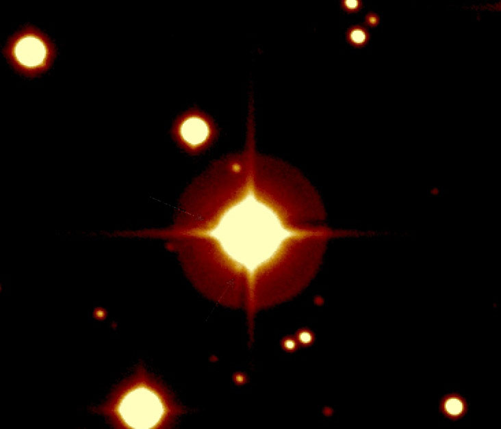 L\'étoile devant laquelle CoRot a vu passer une planète à peine plus grande que la Terre
