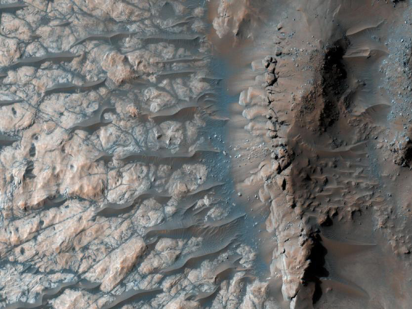 Fond d\'un cratère dans l\'hémisphère sud de Mars