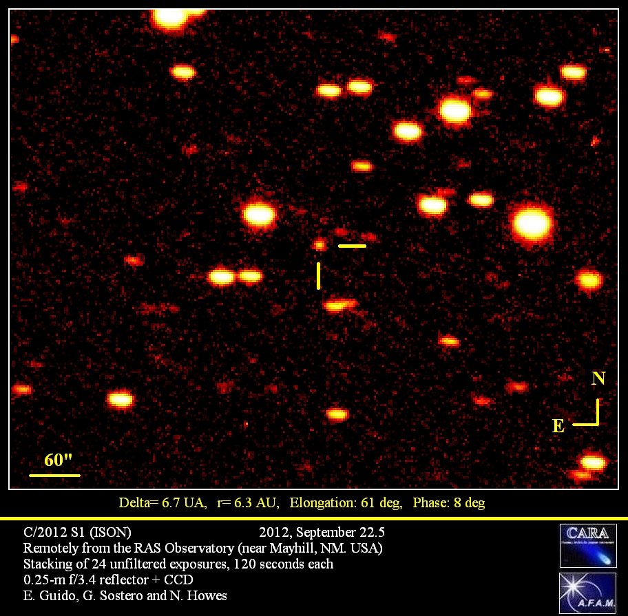 La comète C/2012 S1 (ISON) observée le 22 septembre. Notez la chevelure déjà formée.