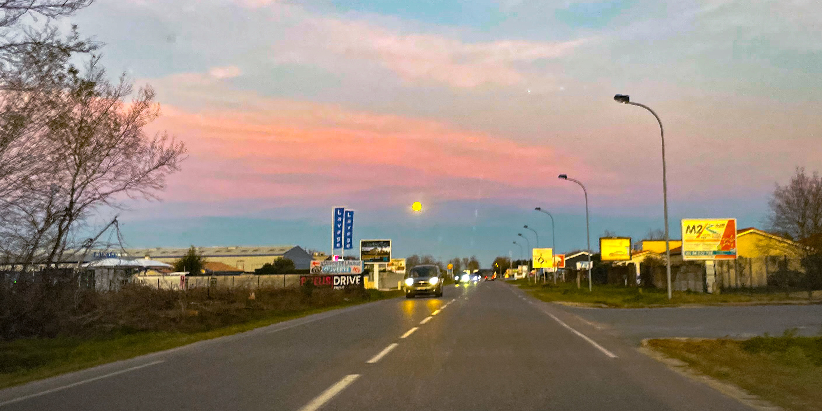 La ceinture de Vénus, février 2023, à Saint Jean d\'Illac (Gironde, France)